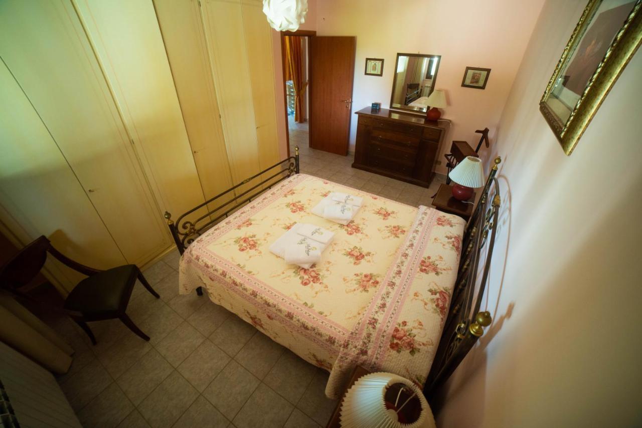 Villa Patrizia-Luxury Villa Mottola Eksteriør billede