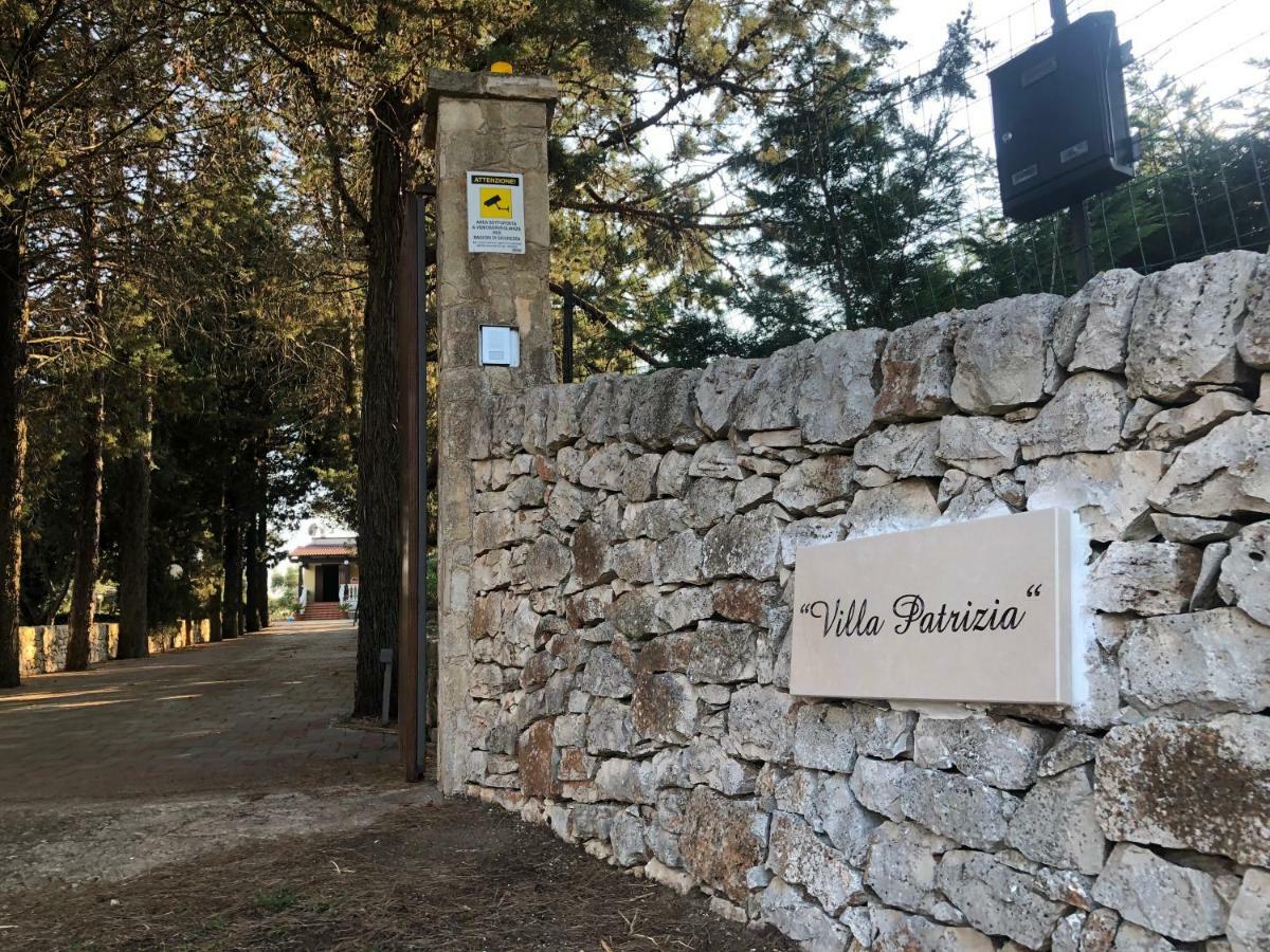 Villa Patrizia-Luxury Villa Mottola Eksteriør billede